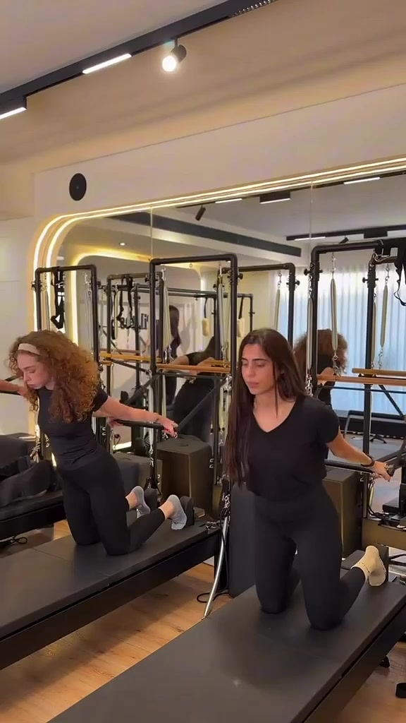 صبايا بحصة Flow Pilates بإنفورما